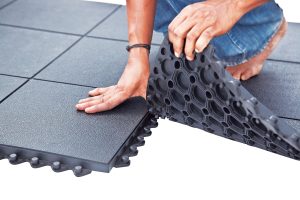 خرید تشک ورزشی استاندارد | تشک ورزشی کاربردی | کفپوش کاربردی ورزش | تشک مناسب قیمت